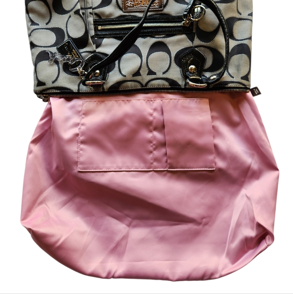 Coach Poppy Black & Gray Signature Tote Bag. - Picture 9 of 12